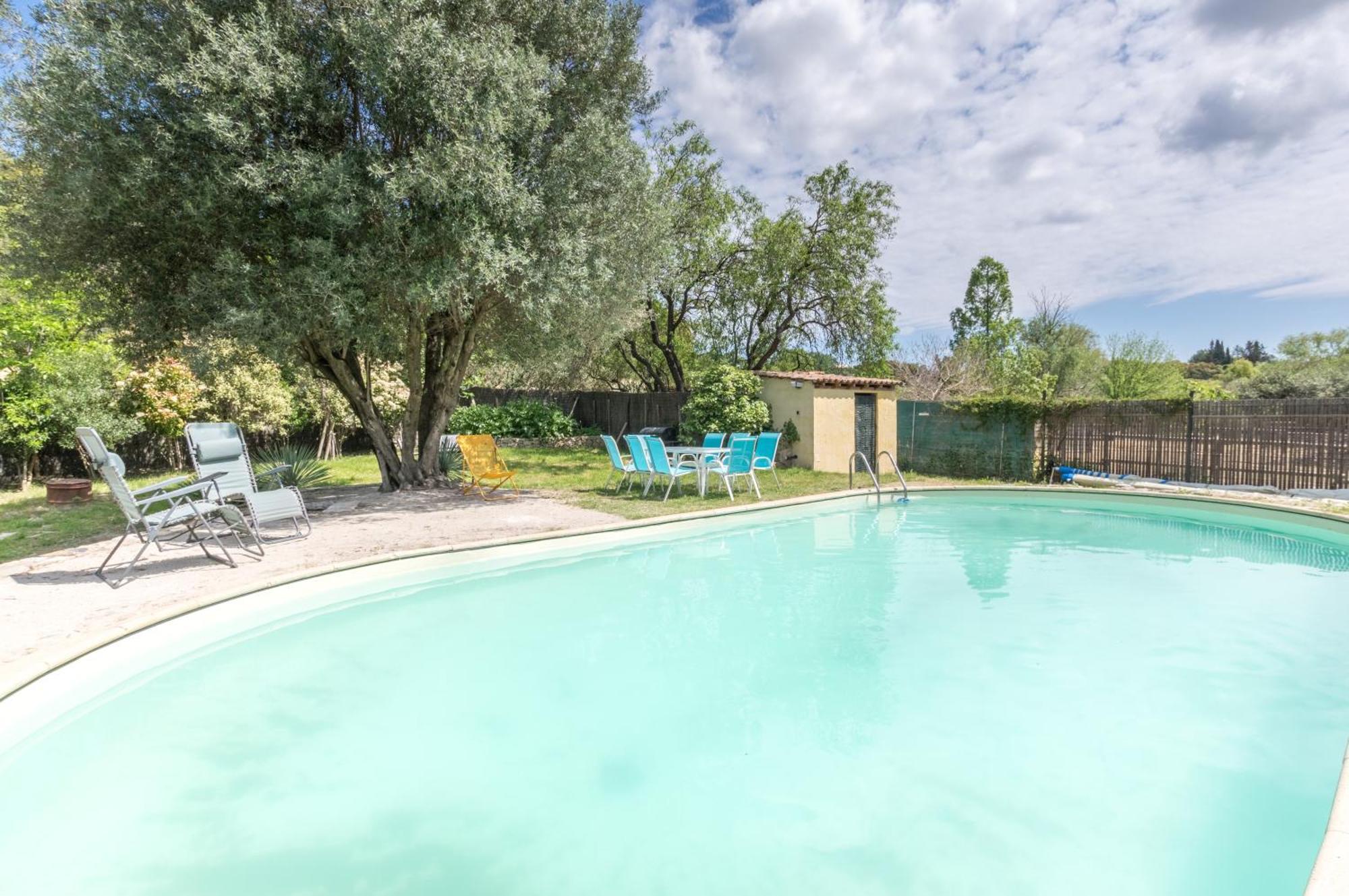 Maison Avec Piscine Location De Vacances Ferme Pedagogique Du Dolmen Le Pouget Luaran gambar