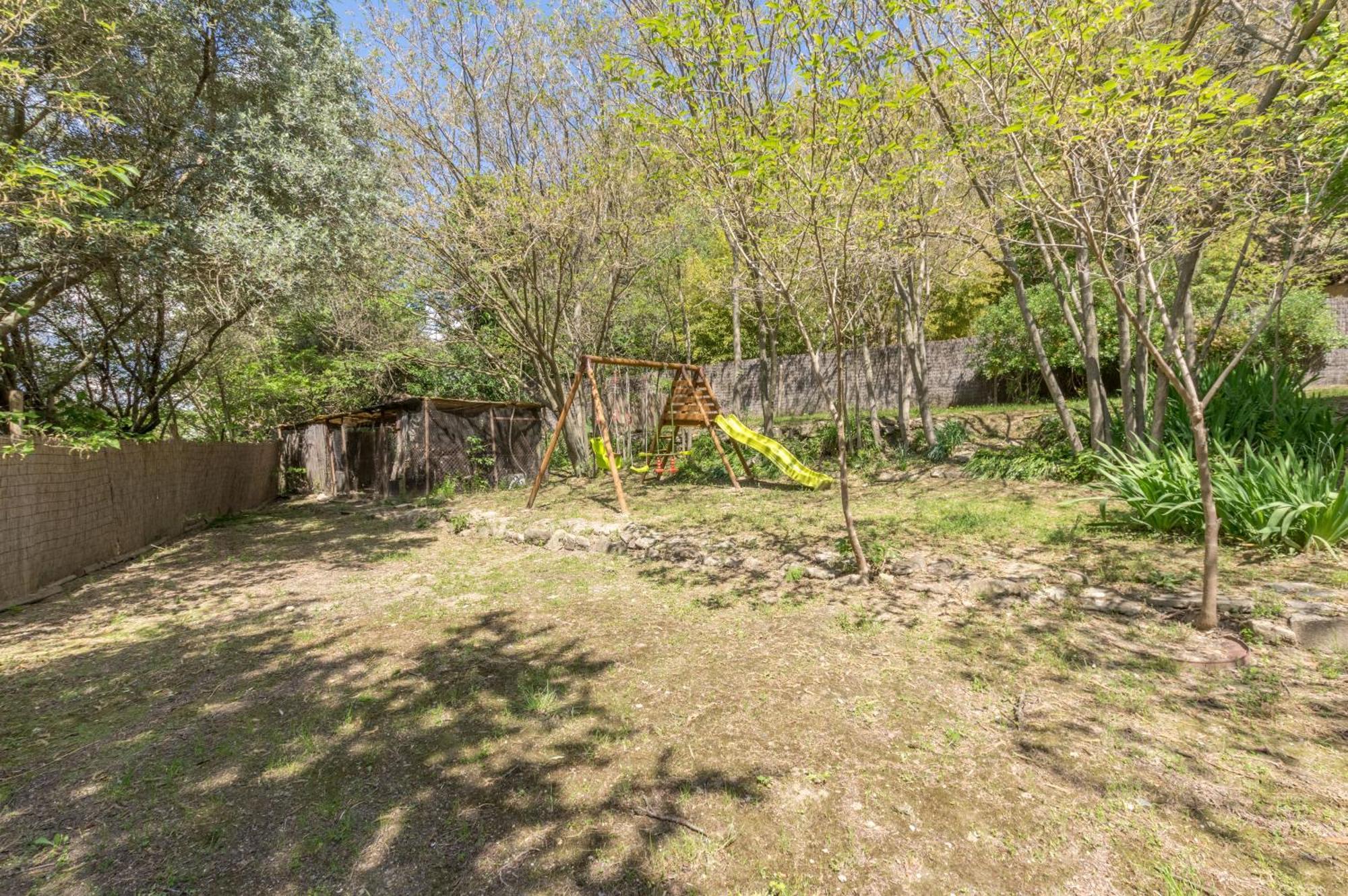 Maison Avec Piscine Location De Vacances Ferme Pedagogique Du Dolmen Le Pouget Luaran gambar